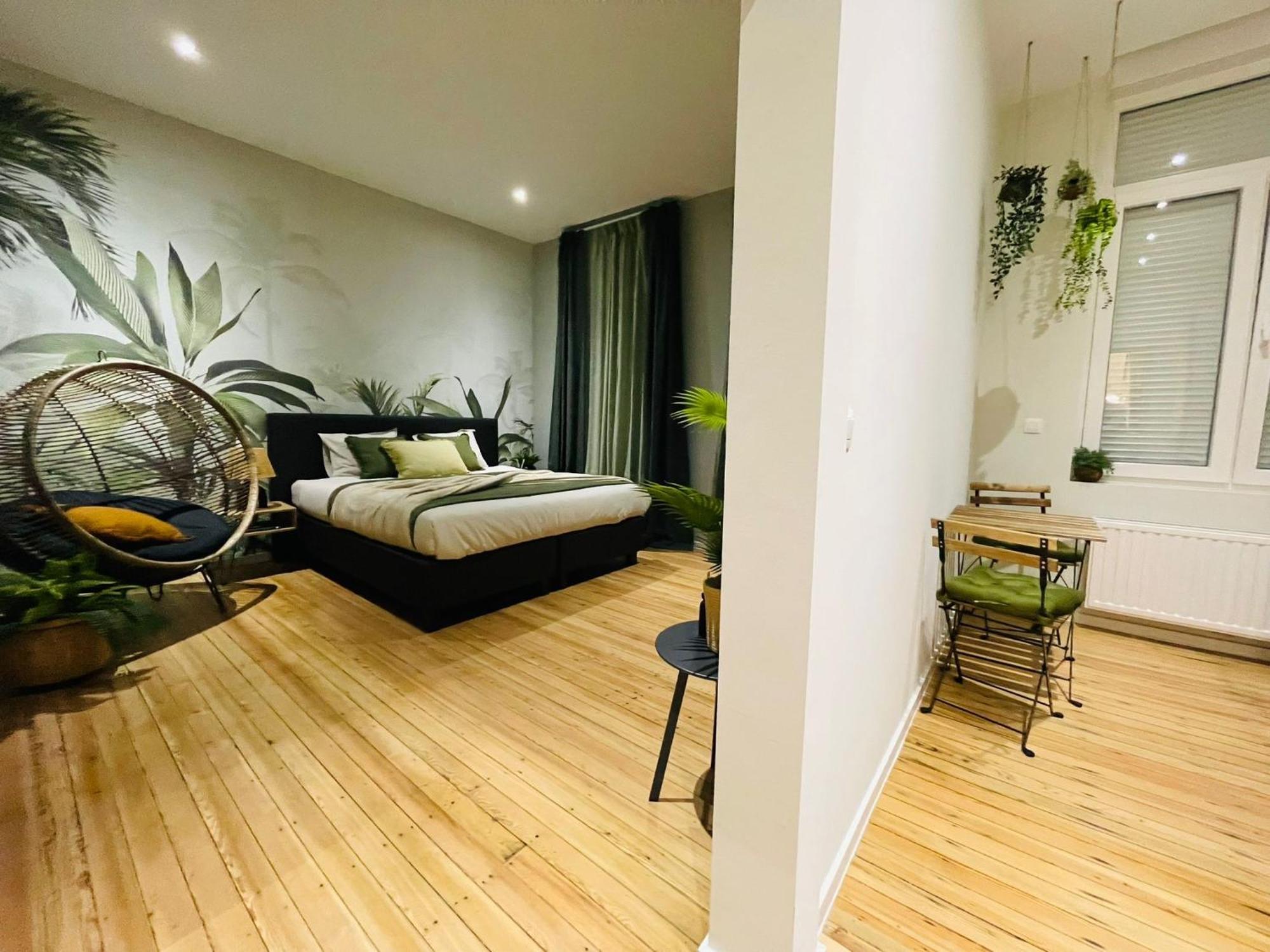Appartement Exotique Avec Bain Balneo Liège Zewnętrze zdjęcie